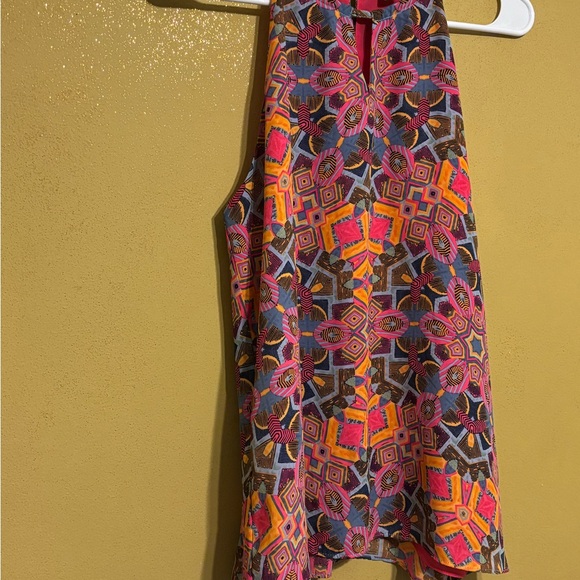 Finn & Grace Vibrant Pink Halter Top – Size Medium - Picture 6 of 10